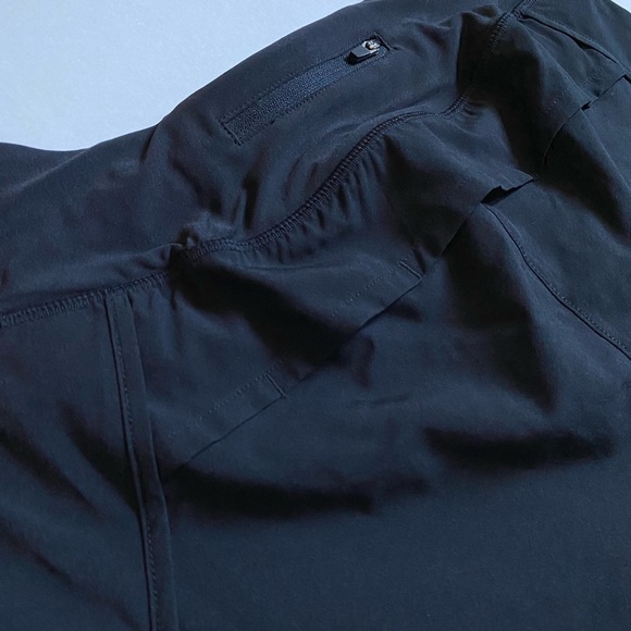 MPG Shorts - Picture 4 of 5